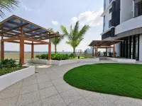 Almas Puteri Harbour Nusajaya Suite Room Exclusive Room 5 Min to Legoaland by HomeSpace - Parking