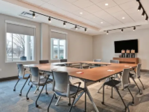 ألوفت سيكوكاس ميدولاندز فنادق في سيكوكس