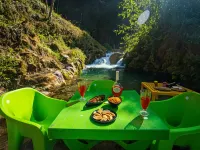 The Hosteller Mussoorie by the Streamside, Kempty