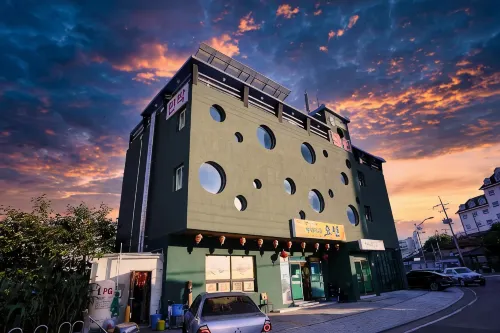 Yeongdeok Dolphin Pension