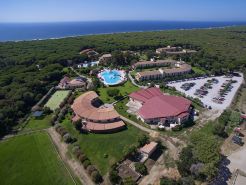 Horse Country Resort Congress & Spa - Hotel Ribot