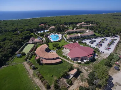 Horse Country Resort Congress & Spa - Hotel Ribot Hotels in 