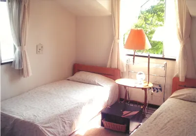 Pension Chisana Shiroi Ie Hotels near Hitotsumatsu