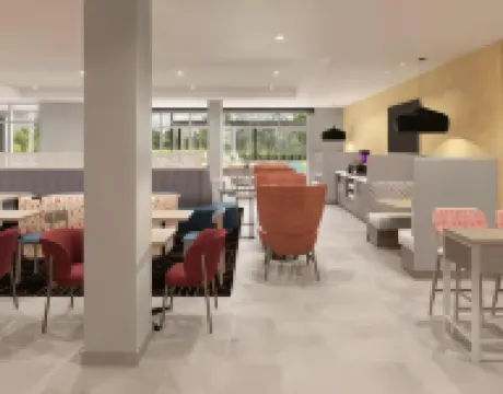 Home2 Suites by Hilton Calera Hoteles en 