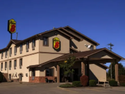 Super 8 by Wyndham Macon Hotels in Macon