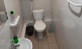 Tyumen na Respubliki Hotel-Hostel