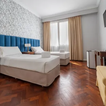 雷吉斯飯店 七月九日大道附近的飯店