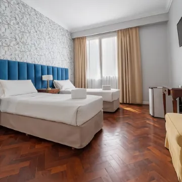 Hotel Regis Отели рядом с достопримечательностью «Здание Кавана»