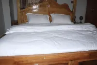 3 bedroom private vacation home in meru 住宿飯店