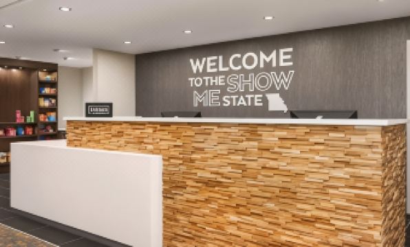 Hampton Inn Kansas City-Airport