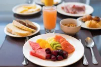Hilton Mendoza - breakfast