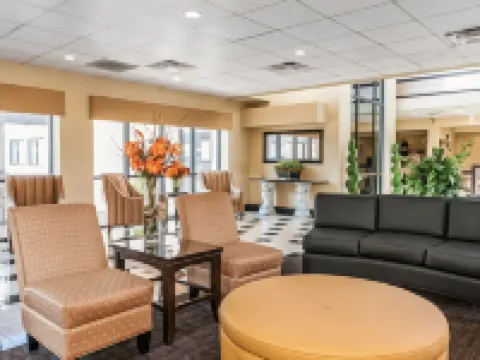 Quality Inn & Suites Mattoon South Hotels in Mattoon
