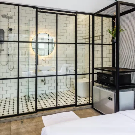 Z Hotel Ara Damansara, LRT, Mall, Airport Отели рядом с достопримечательностью «Торговый центр Evolve Concept Mall»
