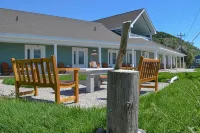 The Tides Inn - 2-Star