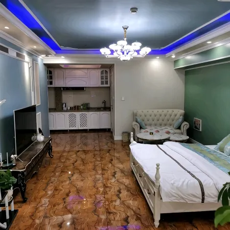 Aijia Pinshang Theme Apartment