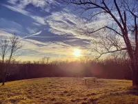 Rustic Container Cabin on Beautiful Farm - Near Ark & Bourbon Trail