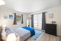 The Catskill Getaway • Near Bethel Woods & Hiking & HOT TUB - Wi-Fi