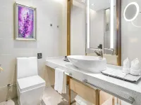 Lavande Hotel（Huayin Huashan Scenic Area） - 3-Star