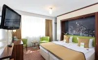 โรงแรมสกาล่า แฟรงก์เฟิร์ตซิตี้ โรงแรมใกล้จตุรัสเรอเมอแบร์ก