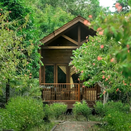 Plengkung lodge G-land