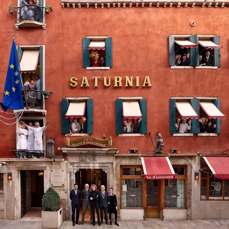 Hotel Saturnia & International