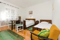 House Villa Marijeta - Homestays