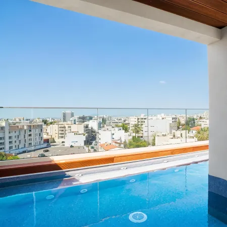 Leonardo Boutique Hotel Larnaca Отели в г. Ларнака