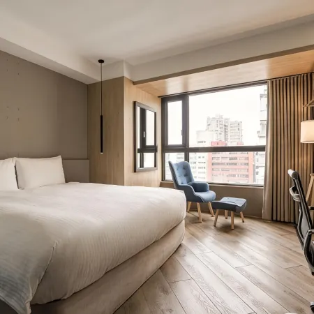 Island Hearth Kaohsiung Отели рядом с достопримечательностью «Пляж Цицзин»