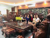 Thanh Vinh hotel & apartments Hoteles cerca de Distrito 9