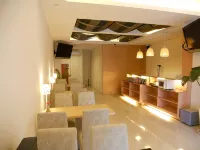 Hotel Color Hotels near Dahan Bridge