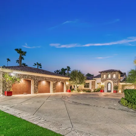Luxury+deals,Cinema,Basketball,Volleyball, Pickleball, Putting Green,Ping Ping