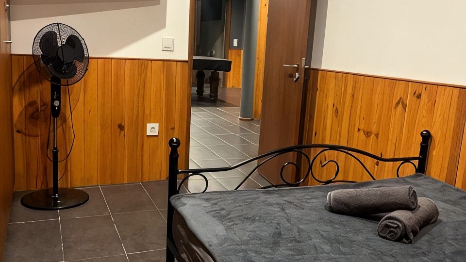 Beautiful 1-bedr. apartment for rent with games room and barbecue - 123m² of private space