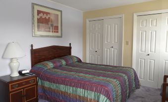 Pinebrook Motel