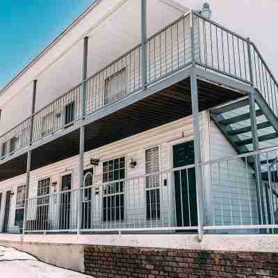 Downtown Kingston, TN. Where the Clinch River meets the Tennessee River. Hotel Exterior