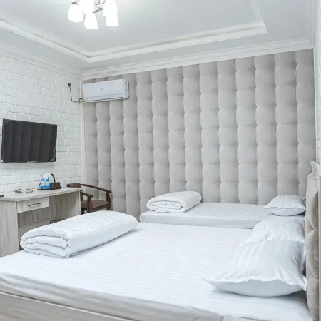 Ahmad Hotel