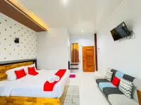 RedDoorz @ Hotel Dieng Berastagi Hotels in Karo