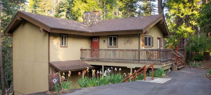 4 Season Vacation Rental at Lake Almanor Country Club. Gameroom, Sleeps 10. A/C Ξενοδοχεία στην πόλη Plumas County