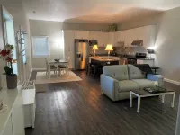 Charming 1-bedroom house with WiFi in wonderful Osage Beach - Træningscentre