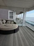 Your Perfect Waterfront Oasis overlooking the Chesapeake Bay Awaits! - Boutique