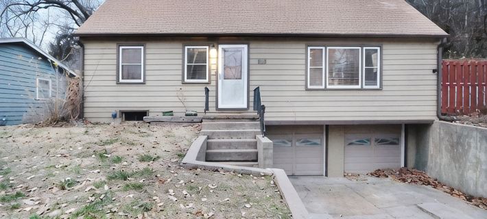 Adorable & Charming Single-Family Home! Hotels in Manhattan