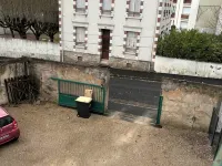 Vesuvius. Hotels in Vierzon