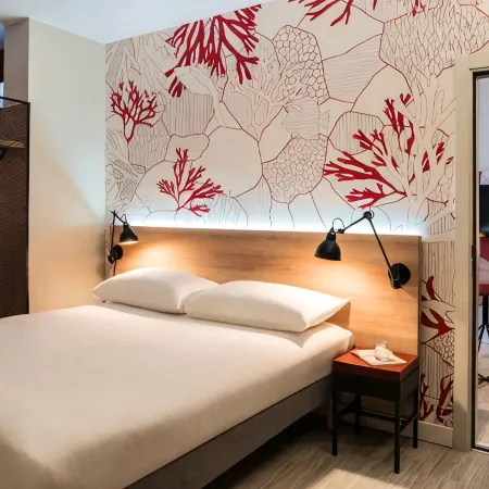 Ibis Styles Barcelona City Bogatell Отели рядом с достопримечательностью «Пляж Богатель»