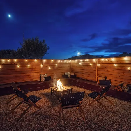 Cozy Cottage Between Zion and Bryce! Family Friendly, Firepit with Mountain View