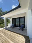 埃克蘇馬羣島"新"5卧室海濱莊園 帶泳池 & 兩側無鄰居! - 4星級