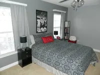 Cozy and Convenient Furnished Townhome w/view - balcony