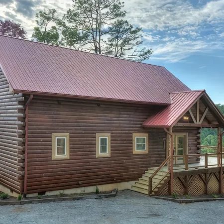 Hilltop Haven - Luxury Cabin w/ Mountain Views - Near NOC, Polar Express, Hiking