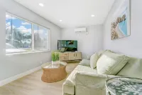 NEW BEACH LISTING-Block To The Beach, Fishing Nearby, Surfing, Chairs - 海滩