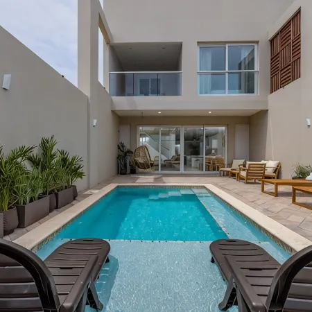 High-End Villa ~ Walk to Beach ~  Private Pool ~ Ocean View