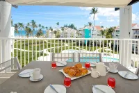 Playa Turquesa E-401 Premier Beachfront Ocean View Penthouse/50mbps Wifi - 3-Star