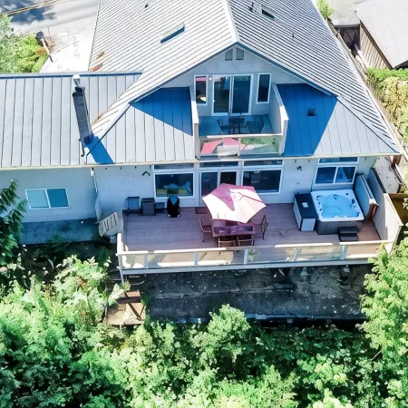 Spacious home with stunning Hood Canal Views, hot tub, game room, dog-friendly